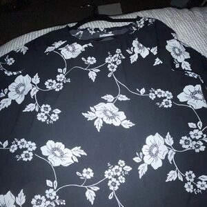Croft & Barrow Black and White Floral Blouse